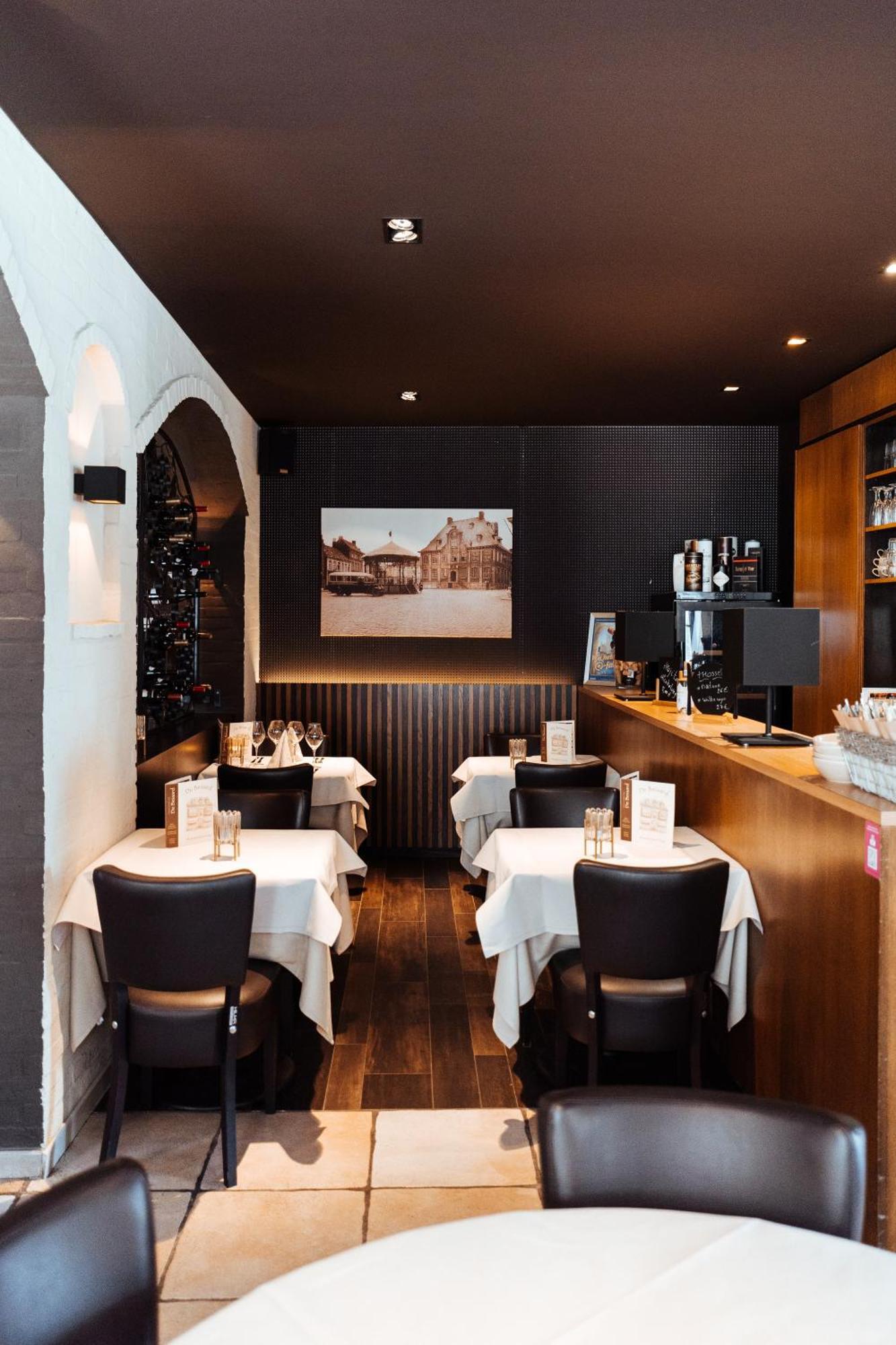 Hotel Brasserie De Beiaard Torhout Zewnętrze zdjęcie